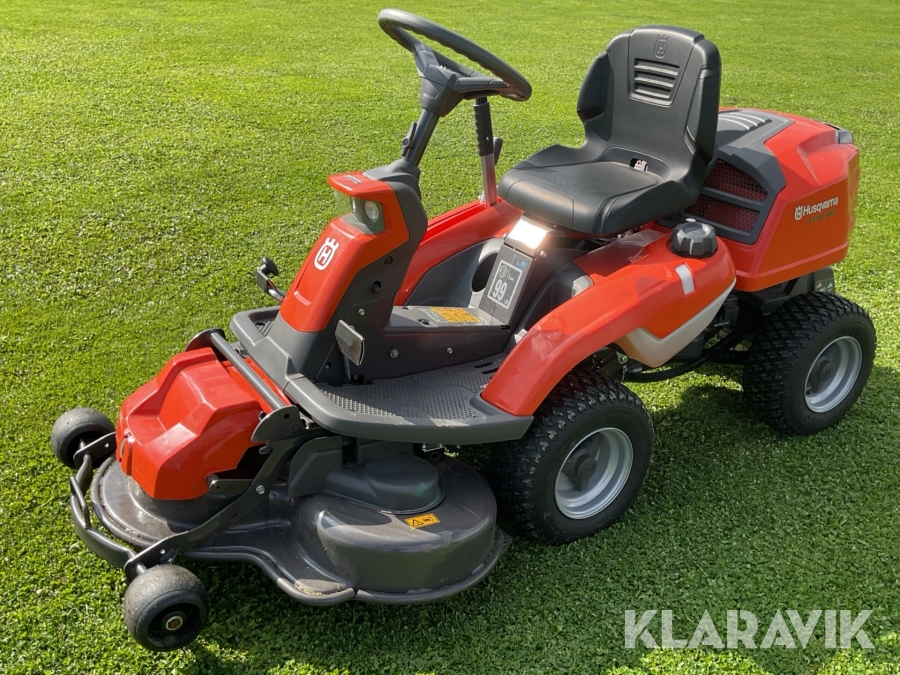 Gräsklippare Husqvarna R216T AWD
