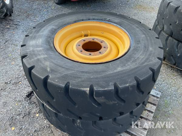 Entreprenaddäck Michelin 15.5 R25