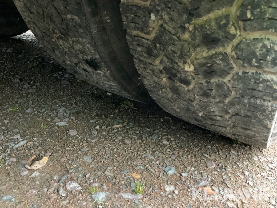 Lastbil Scania R740 med skåp öppningsbar sida