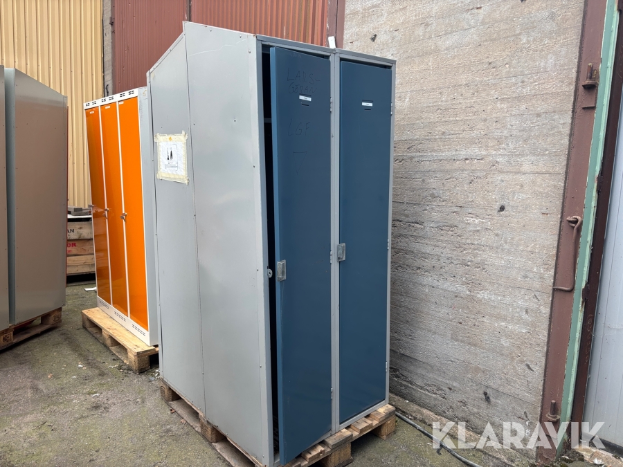 Klädskåp 2st