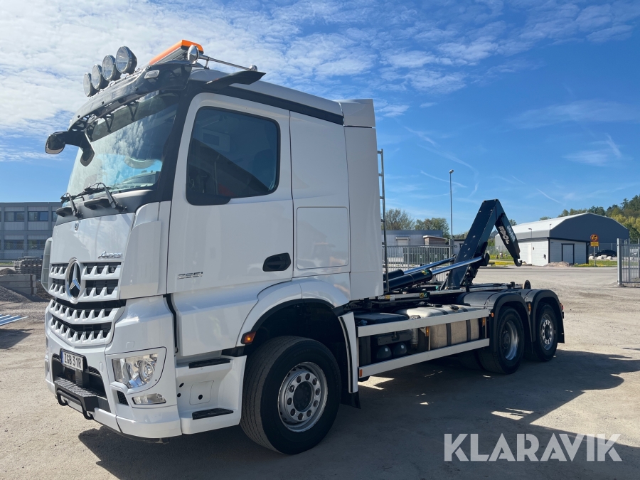 Lastväxlare/Krokbil Mercedes-Benz Arocs, Norrköping, Klaravi