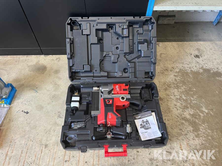 Magnetborrmaskin Milwauki M18 FMDP