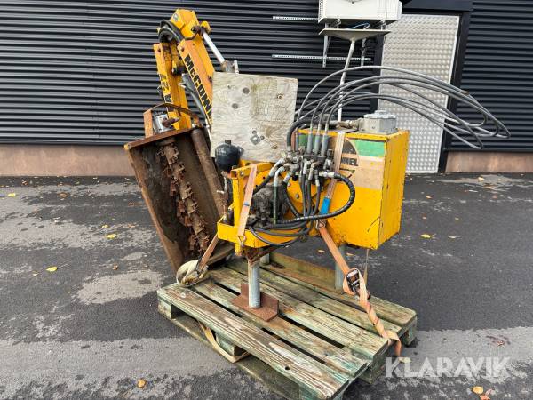 Häckklippare/släntklippare McConnel PA 27