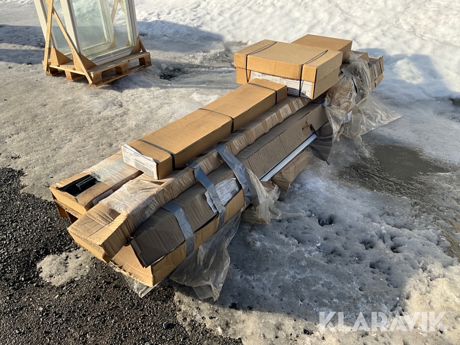 Garageport med motor Crawford superior +42 trend