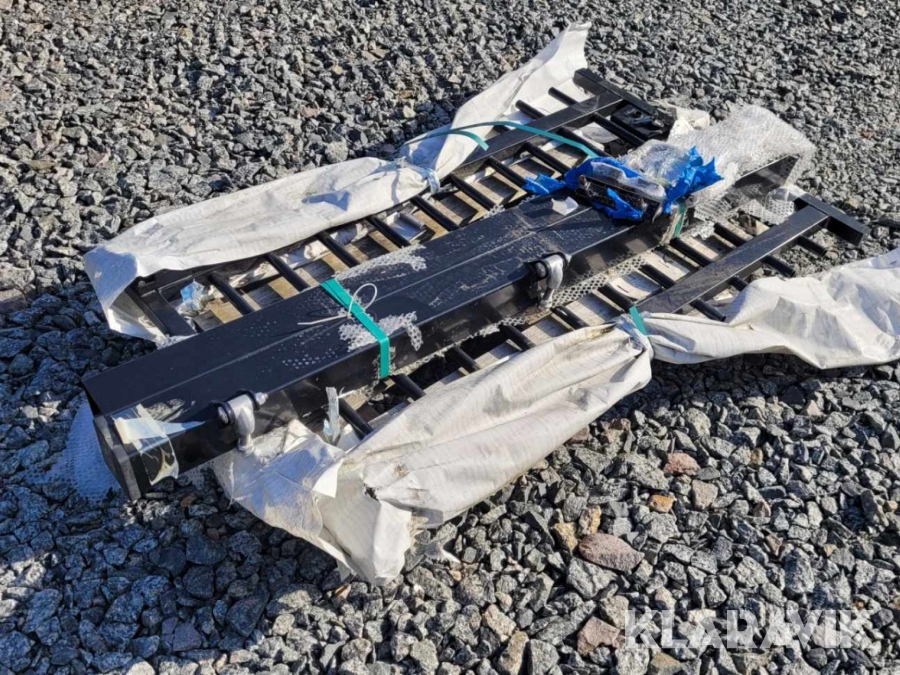 Grind Heras Svart 1st