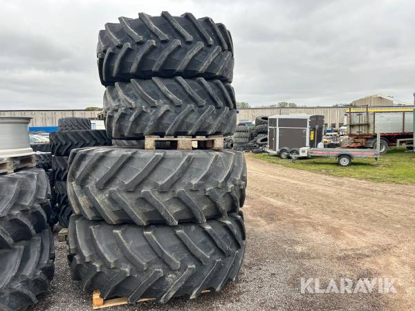 Traktordäck 4 st Trelleborg 650/85R38   //  600/70R30 med fälg