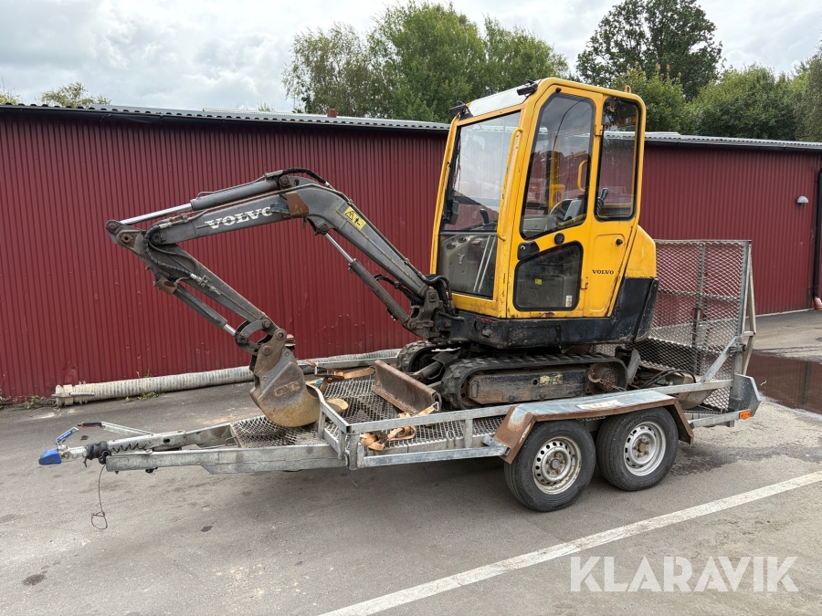 Minigrävare Volvo EC15B med maskintrailer