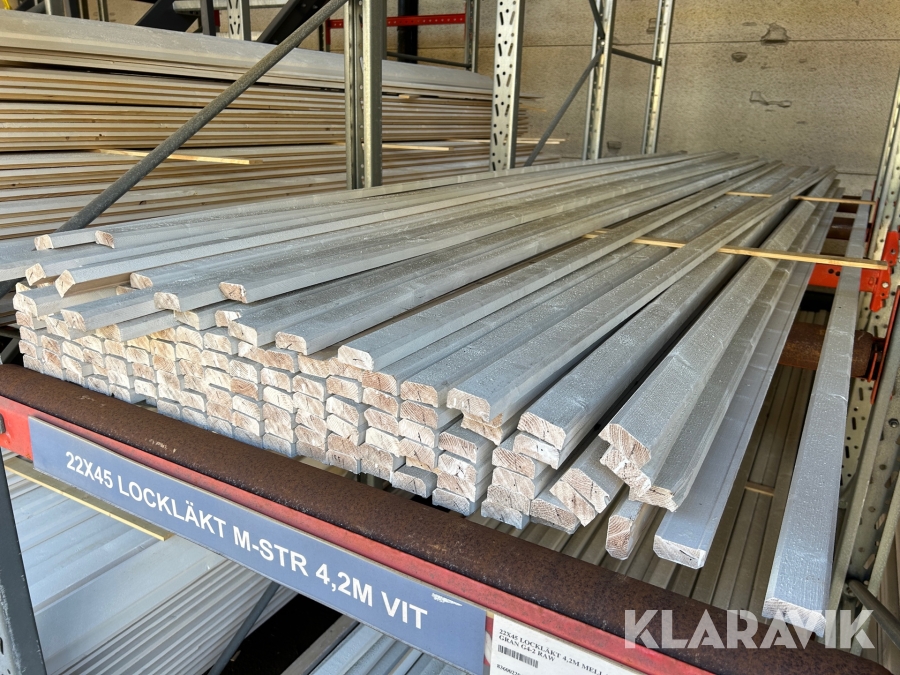 Lockläkt mellan vit ca 570 st