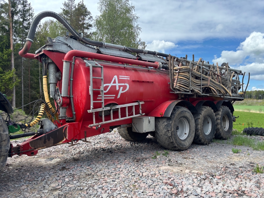 Flytgödselspridare A.P. Gyllevogne 25 m3