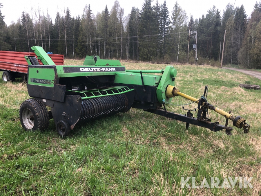 Balpress Deutz-Fahr HD 440 / BS345