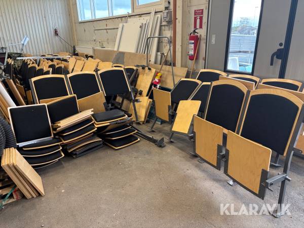 Gradängstolar med fällbord