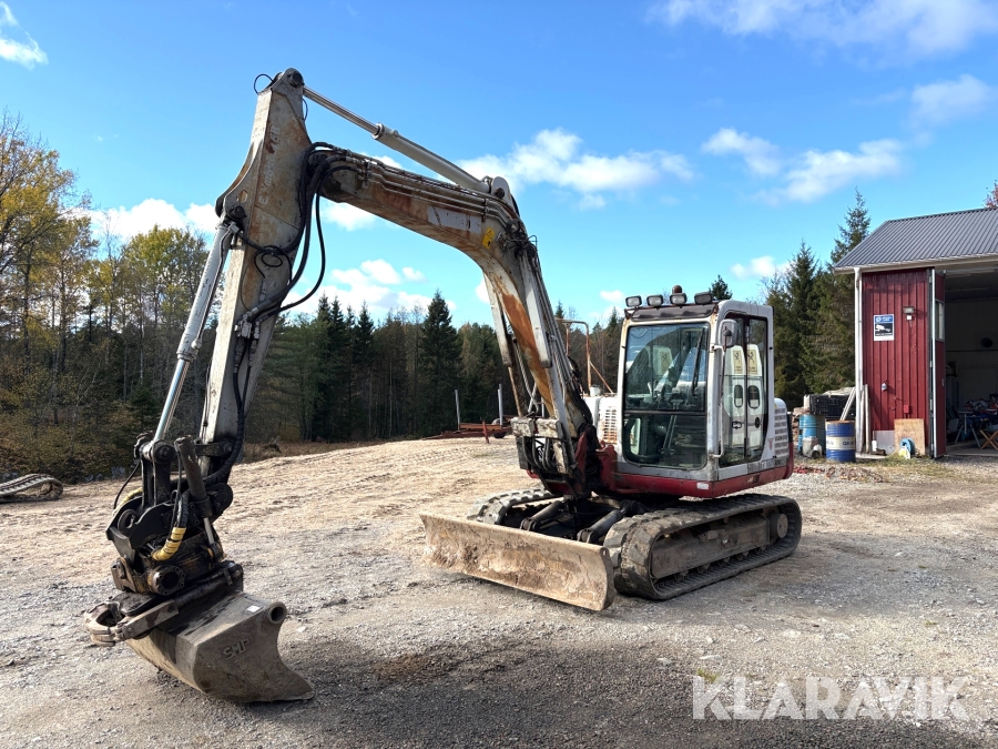 Grävmaskin Takeuchi TB175 med redskap