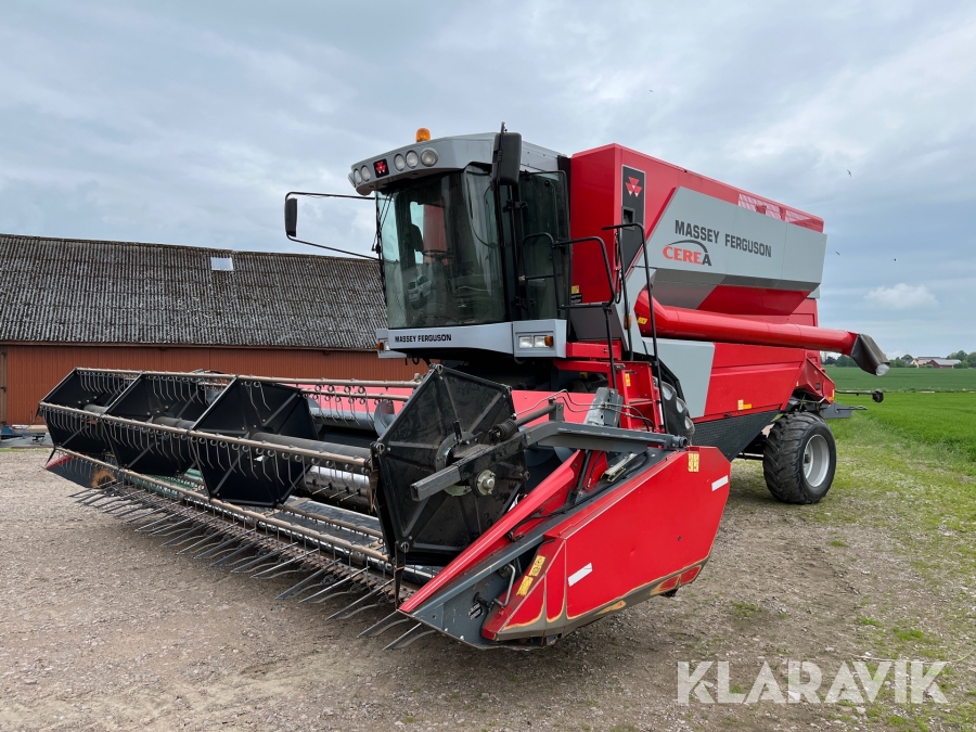 Skördeströska Massey Ferguson 7256