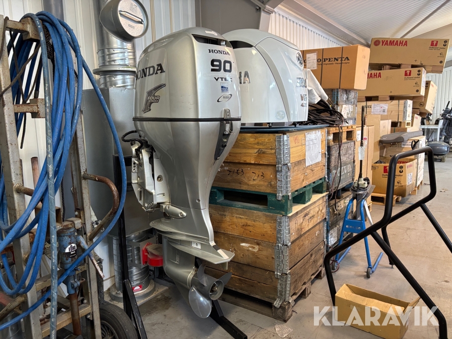 Båtmotor Honda 90