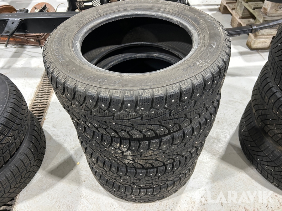 Dubbdäck Hankook Winter i*Pike