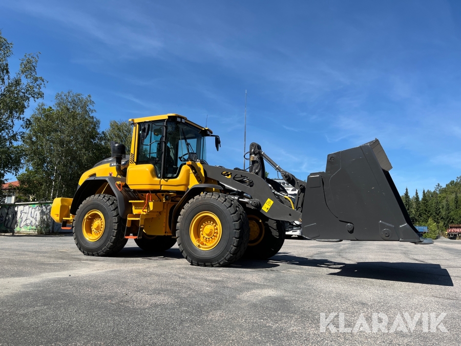Hjullastare Volvo L90H med skopa