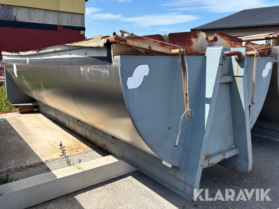 Asfaltsflak GMM AF-13m3 5.8m