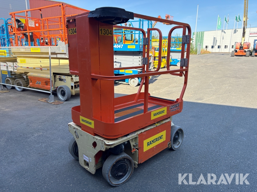 Pelarlift JLG 1230 ES
