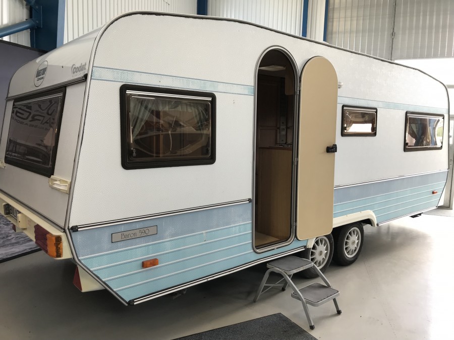 Husvagn Öggestorp Baron 590