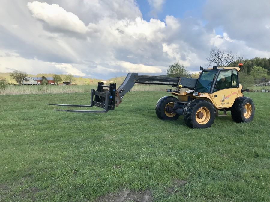 Teleskoplastare New Holland LM 410