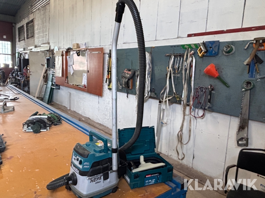 Grovdammsugare Makita DVC864L