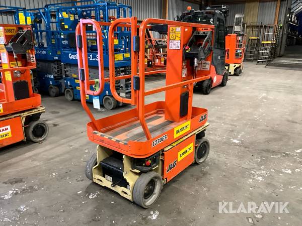 Saxlift JLG 1230ES