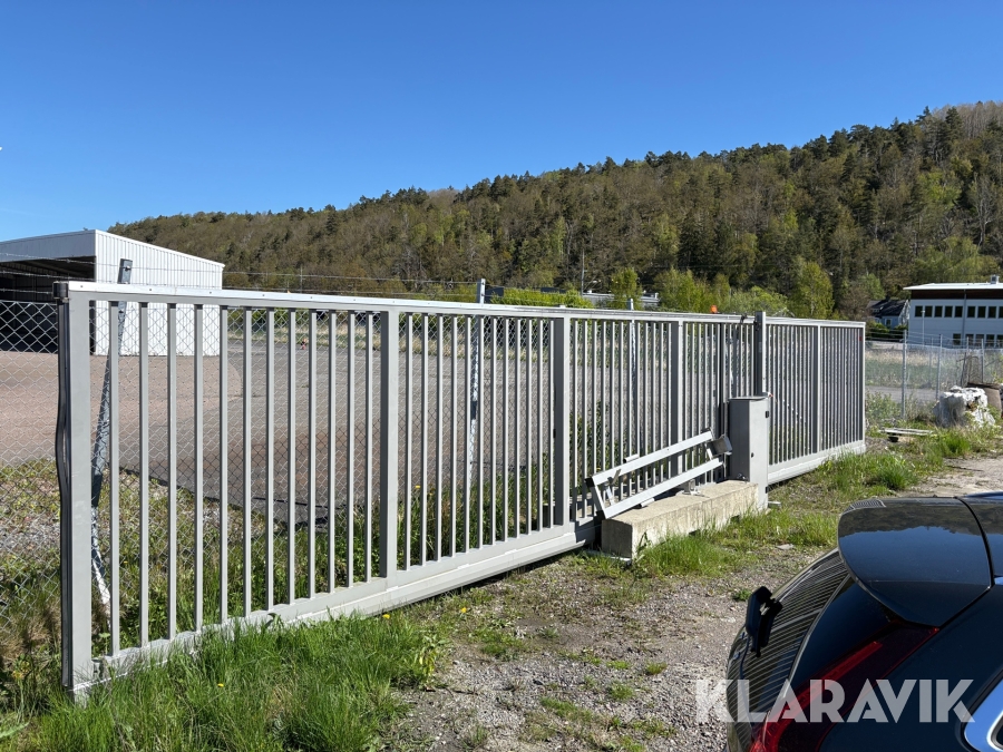 Skjutgrind med motor Halsang 8 meter