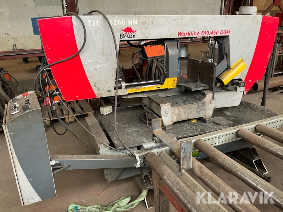 Bandsåg Bomar Workline 610.450DGH semiautomat med matarband och sågblad