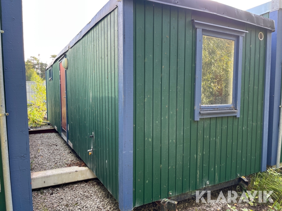 Matbod   med omklädningsskåp & dusch