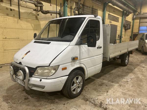 Flakbil Mercedes-Benz 313 CDI