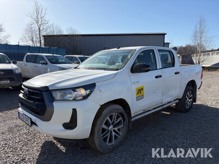Pickup Toyota Hilux Dubbelhytt 2,4 AWD Manuell