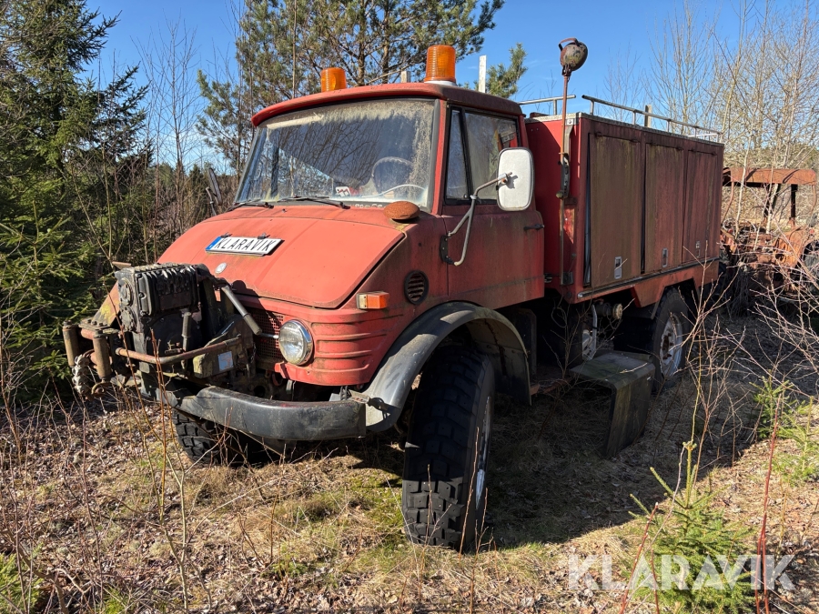 Lastbil Mercedes-Benz Unimog 416 163
