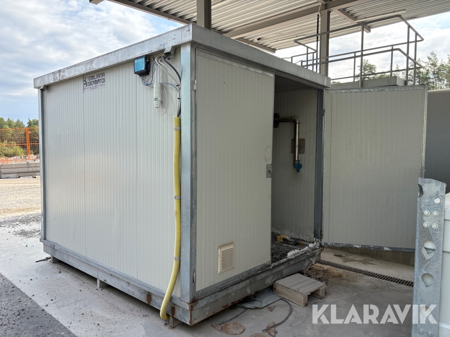 Tankstation för AdBlue Emiliana Serbatoi