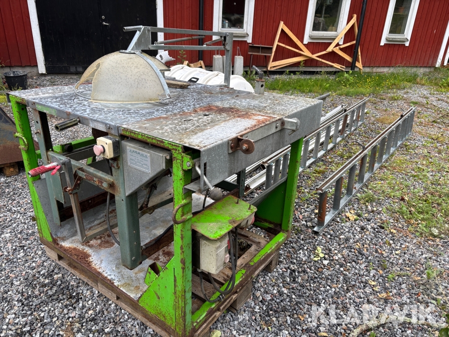 Kap- och gersåg Alm