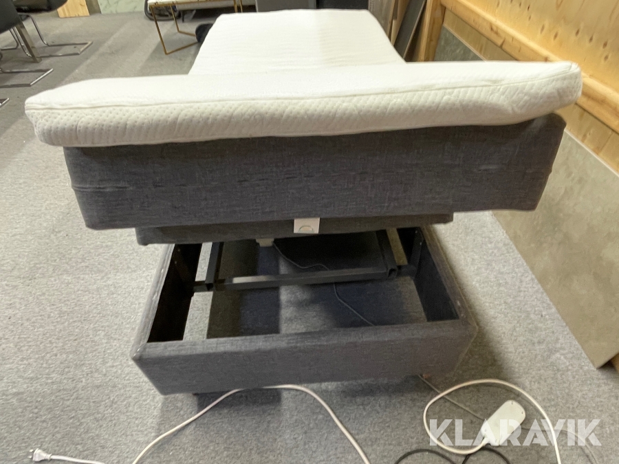 Höj och sänkbar säng fjärrstyrd Jensen Diplomat,