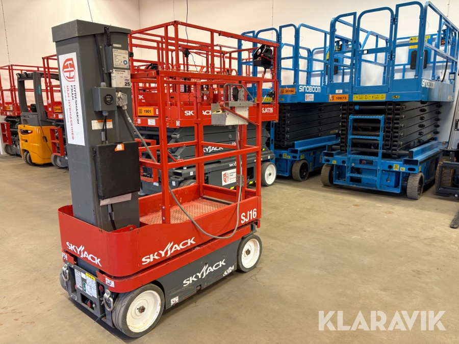 Pelarlift Skyjack SJ16