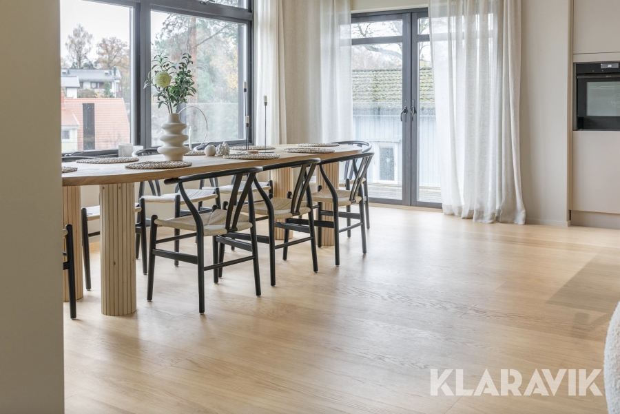 Härdad Ek, Woodura, 5G Klickgolv Misty White 95kvm, XL, 1-stav Välinge