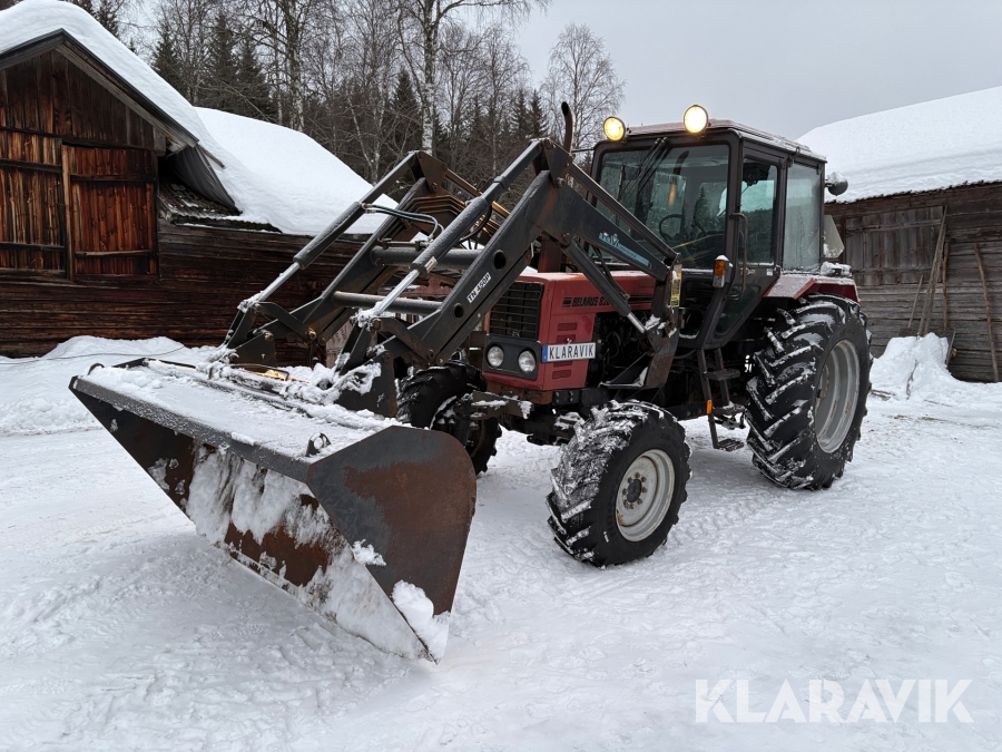 Traktor Belarus 820