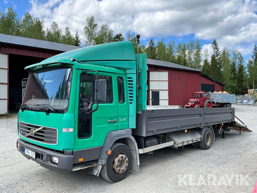 Lastbil / maskintransport Volvo FL180