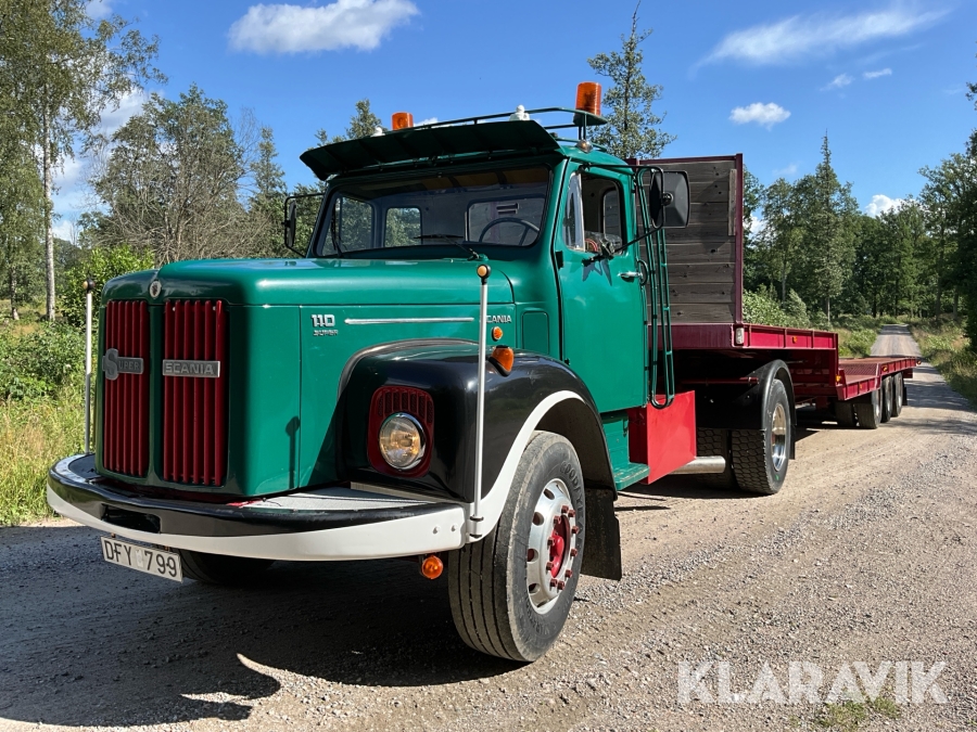 Scania 110 Super med maskintrailer A-Traktor