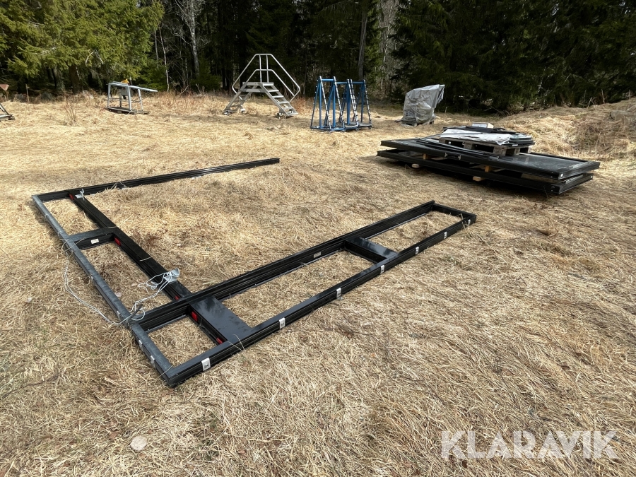 Aluminiumport med glasparti   öppningsbara 4st