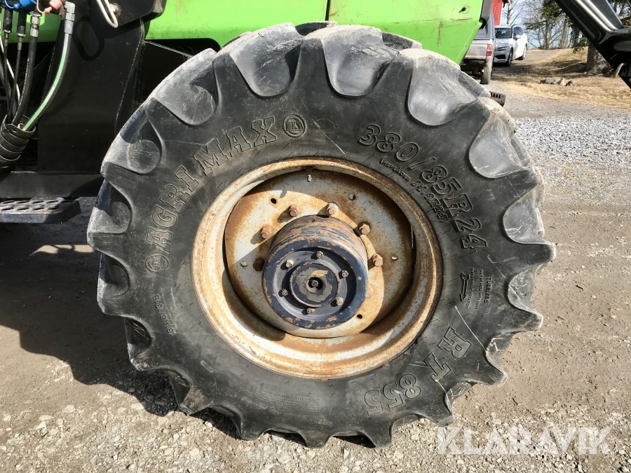 Traktor Deutz DX 110 med lastare