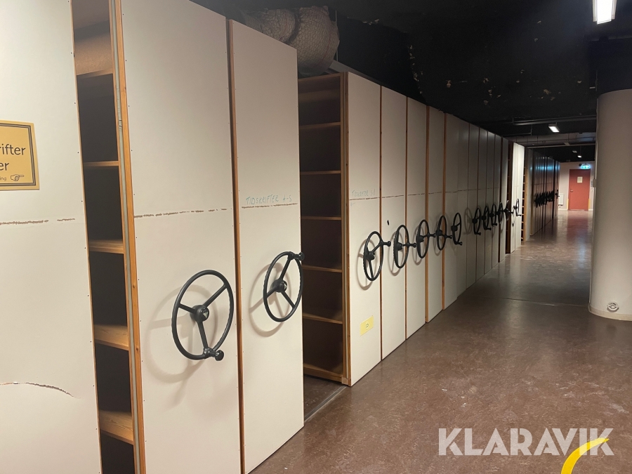 Rullarkiv / Träarkiv / Kompaktarkiv ca 130 st 