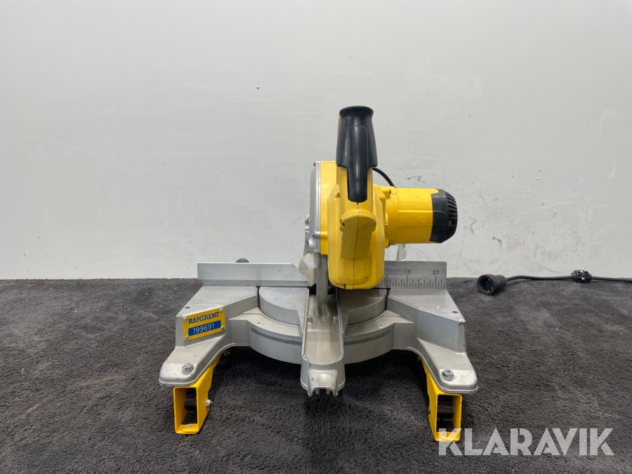 Kap&geringsåg Dewalt DW777
