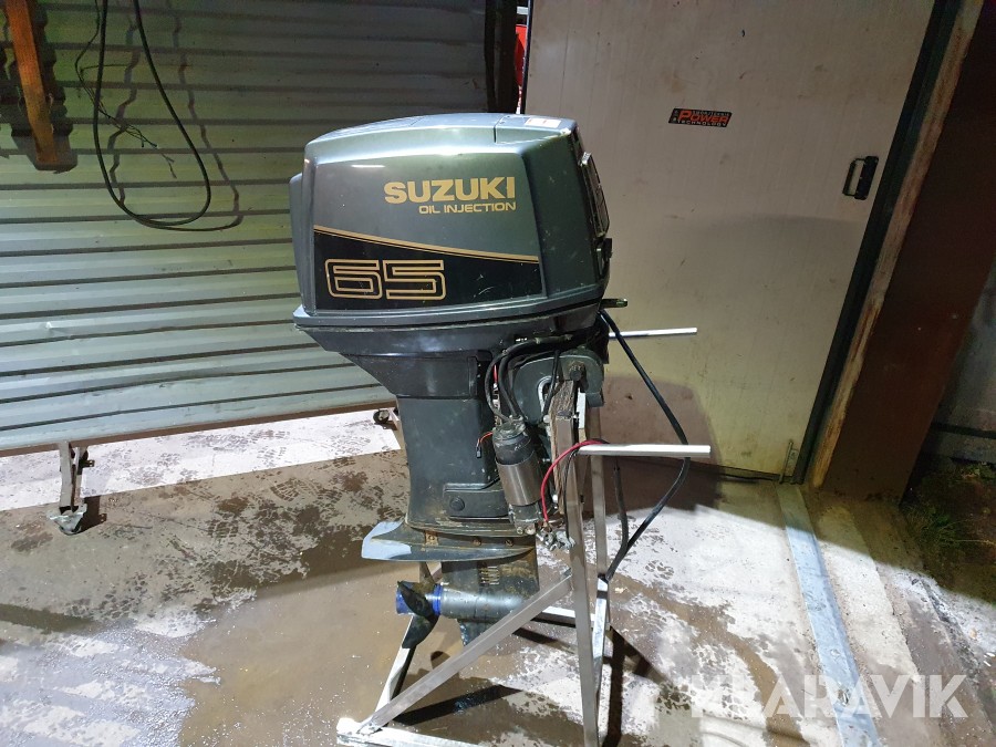 Båtmotor Utombordare SUZUKI 65