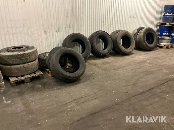 Lastbilsdäck och fälgar