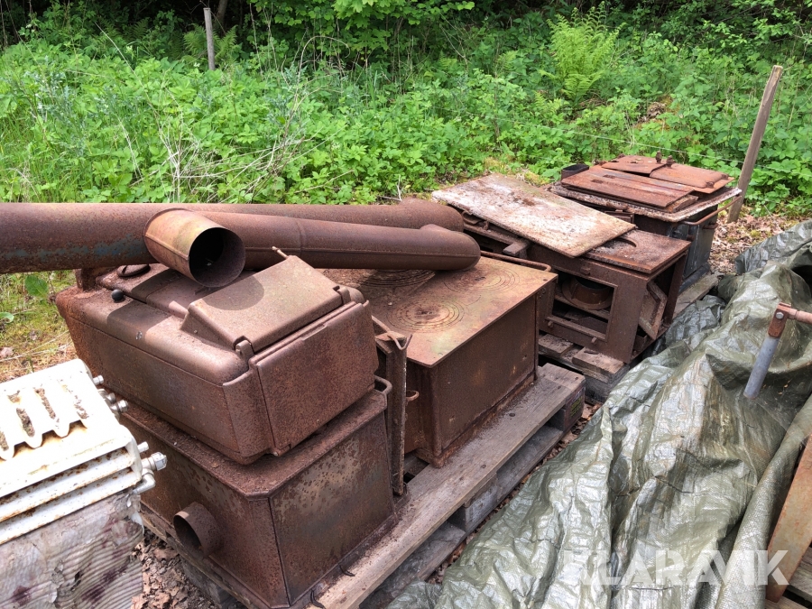 Diverse gjutjärnsspisar 