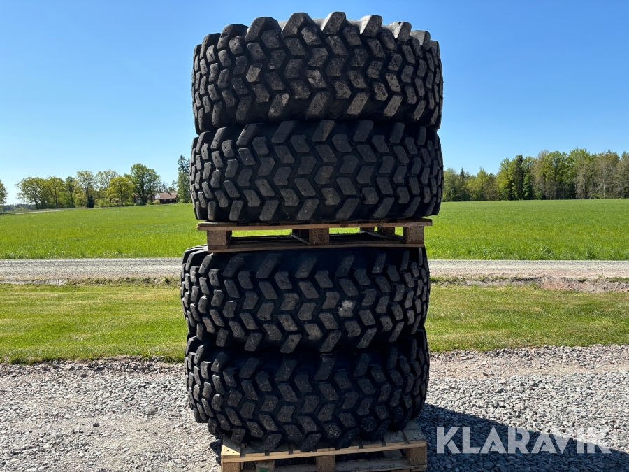 Entreprenad/klack däck Trelleborg Industri 520/70 B34 4 st