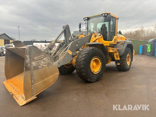 Hjullastare Volvo L120H med skopa