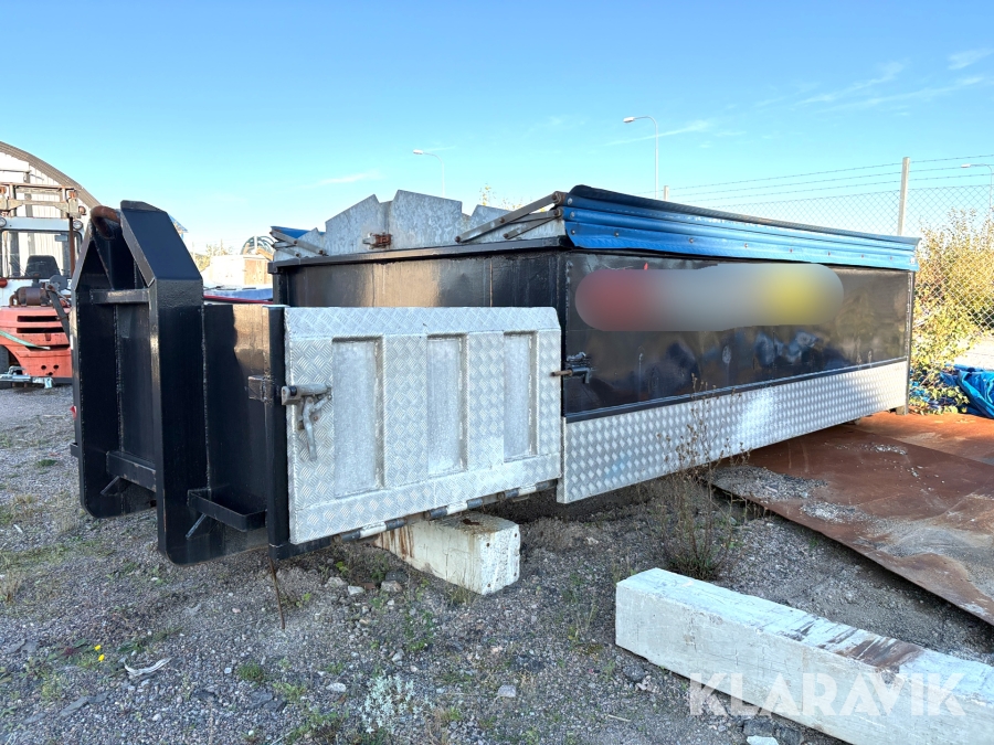 Asfaltsflak med vältficka